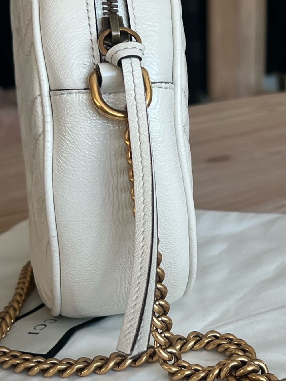 Gucci GG Marmont Mini Round Matelassé Leather Shoulder Bag White - Picture 6 of 11